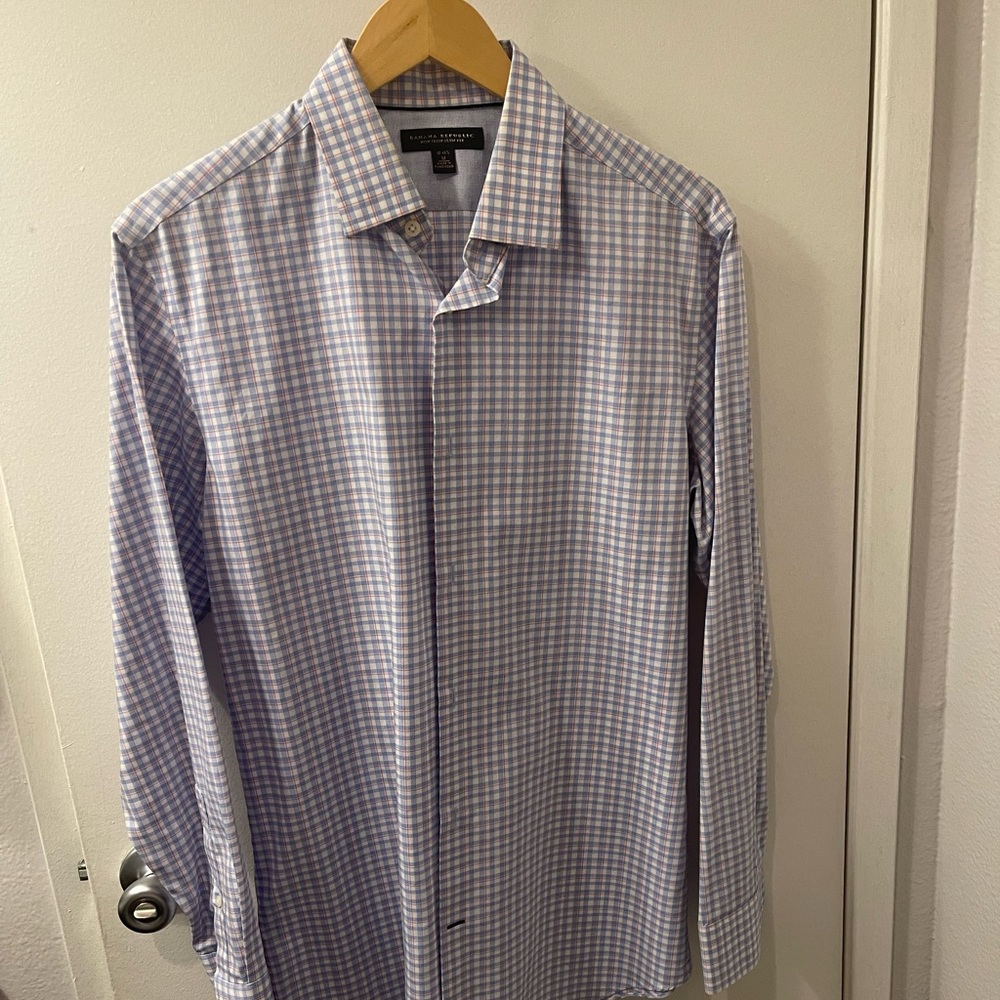 Banana Republic Non-Iron Slim Fit (Medium)